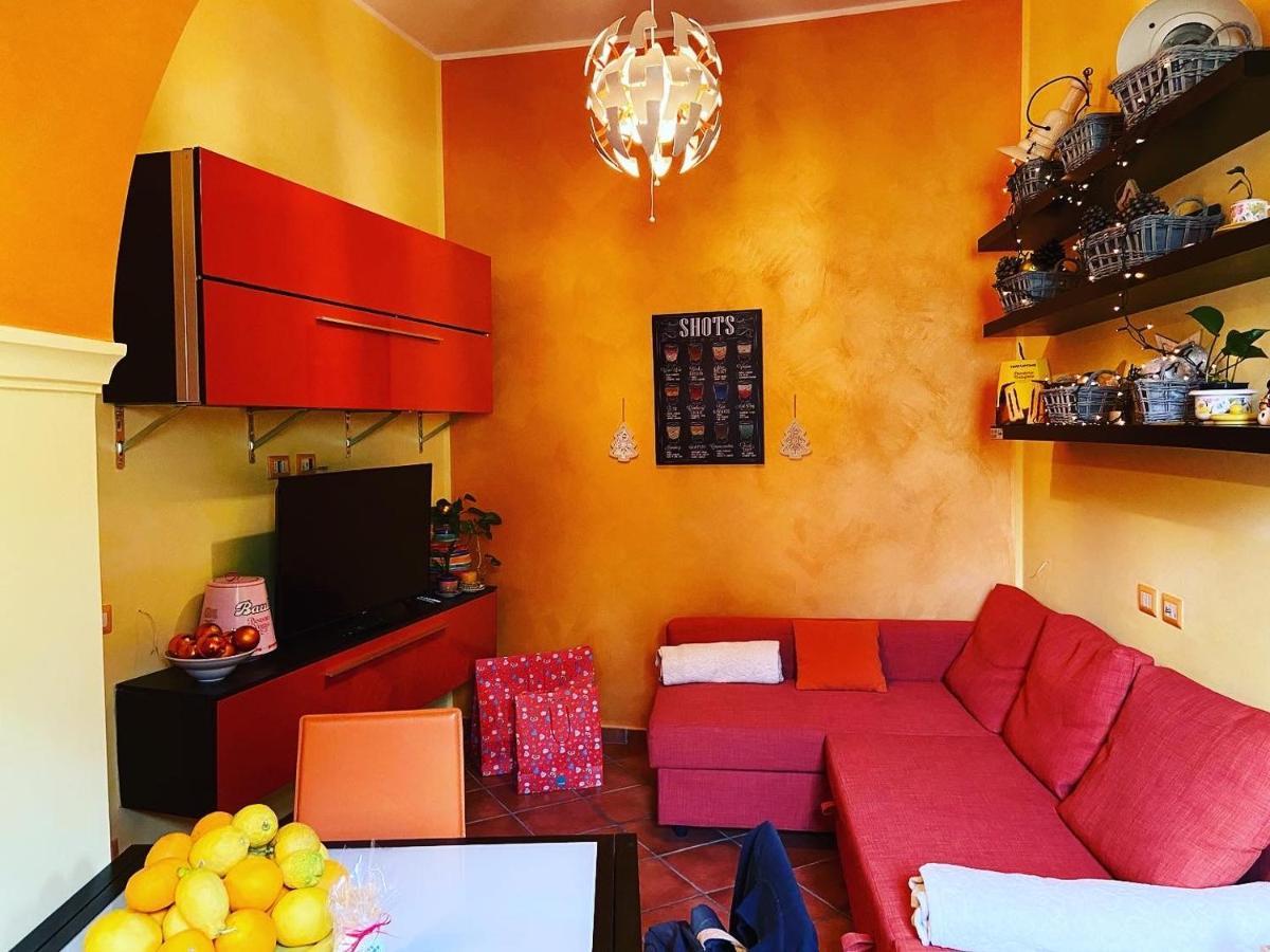 萨莱诺Casa Di Titti别墅 外观 照片