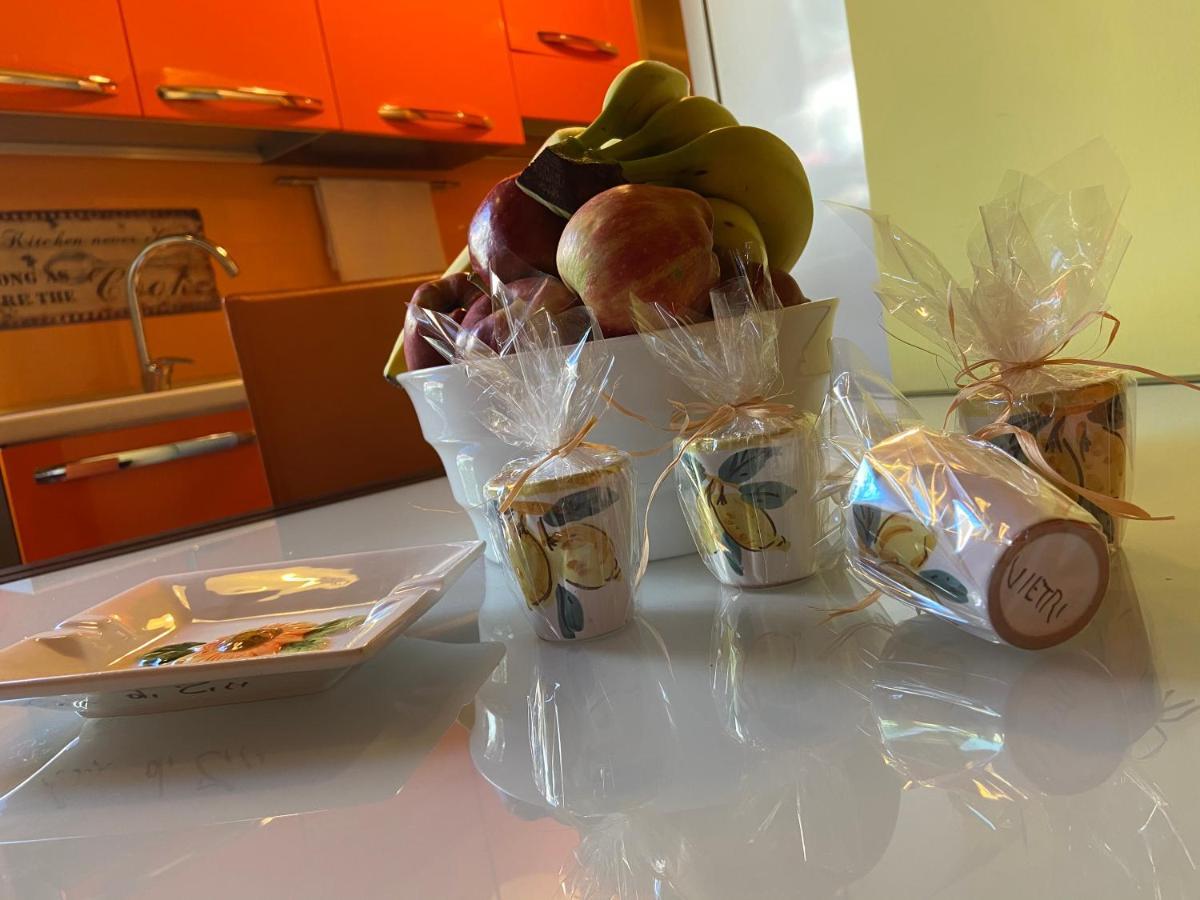 萨莱诺Casa Di Titti别墅 外观 照片